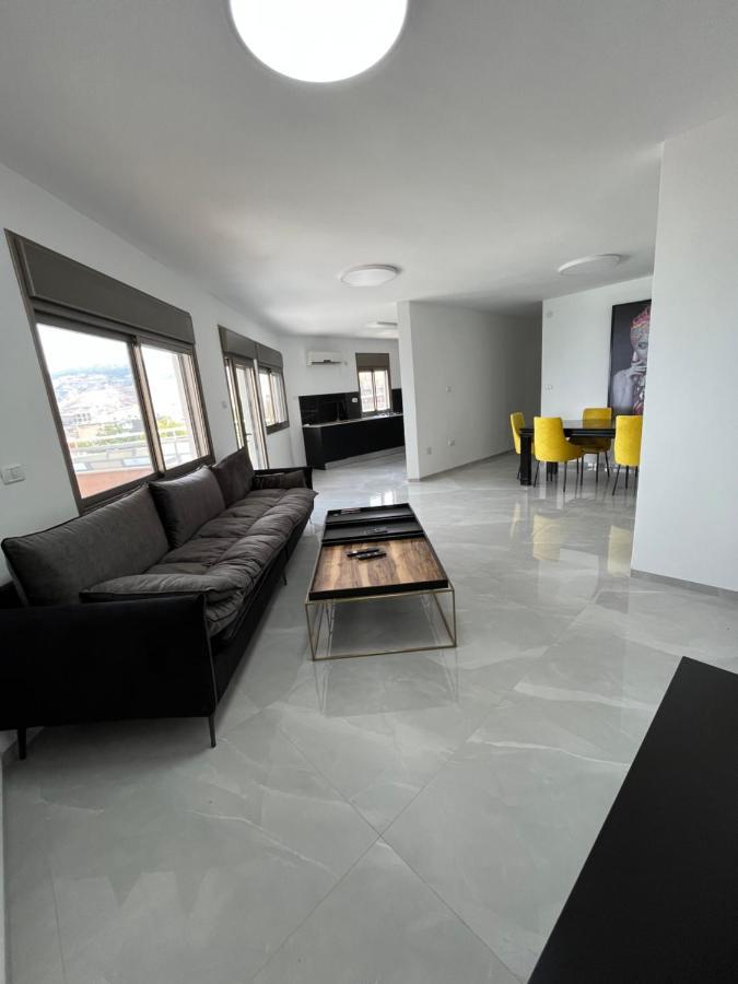 דירת נופש טבריה Tiberias Exterior photo