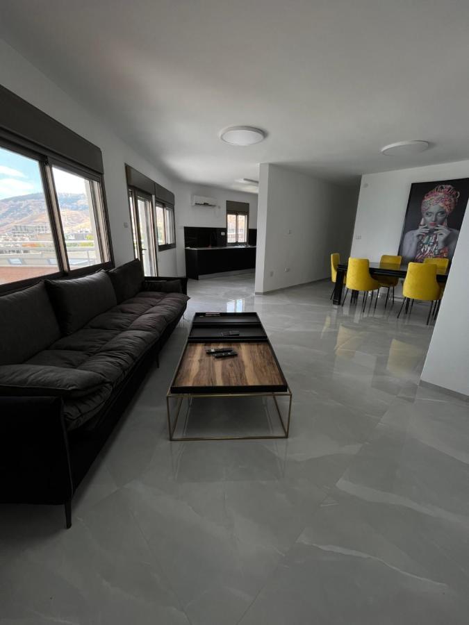 דירת נופש טבריה Tiberias Exterior photo